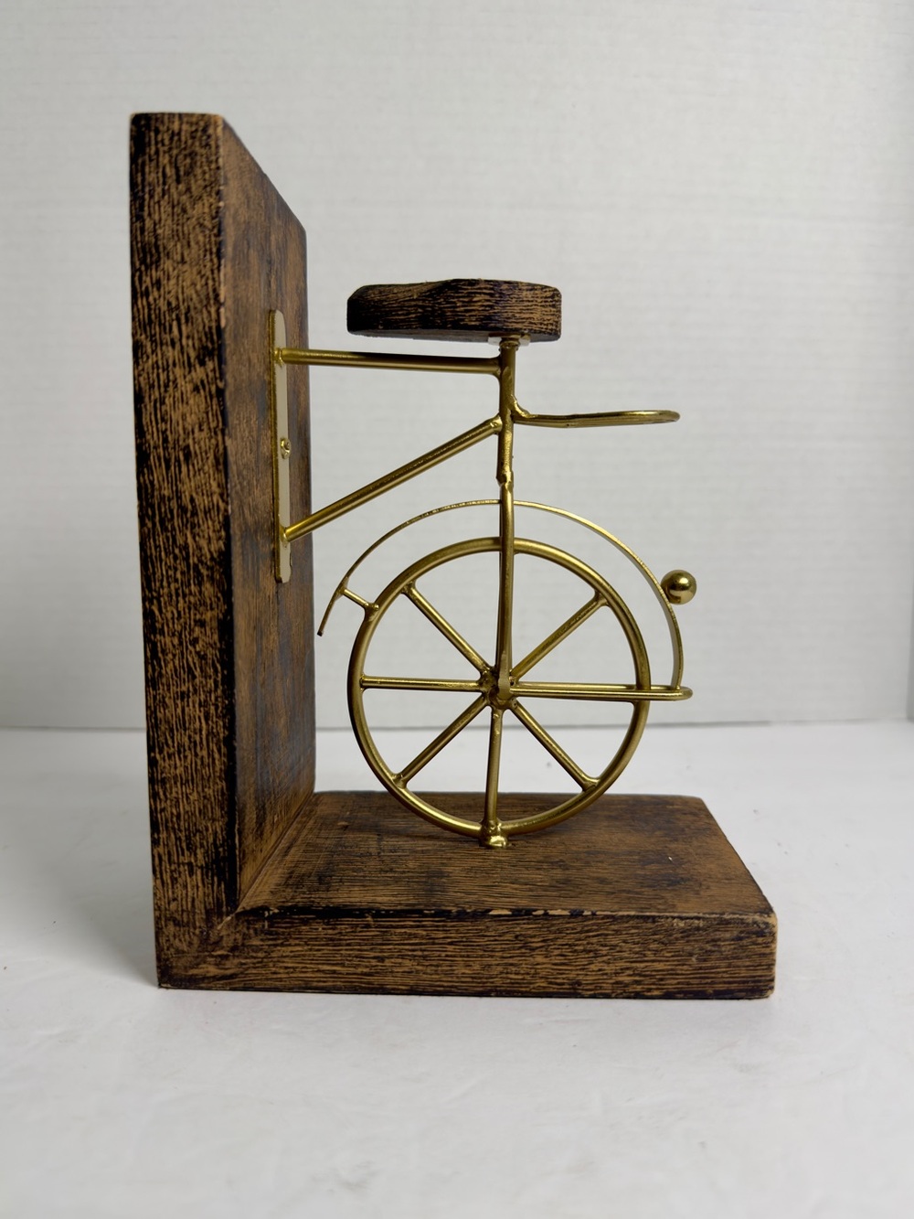 vintage-style bicycle bookend